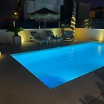 Villa Luxury With Heated Pool, Jacuzzi & Rooftop Lounge Torrevieja