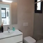 Villa Luxury With Heated Pool, Jacuzzi & Rooftop Lounge *