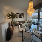 Luxury With Heated Pool, Jacuzzi & Rooftop Lounge Torrevieja