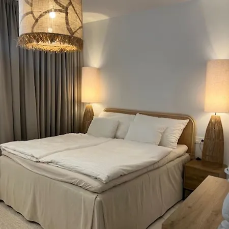 Luxury With Heated Pool, Jacuzzi & Rooftop Lounge Pmt22 *