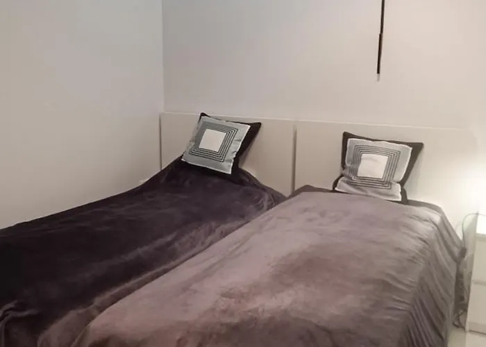 Luxury Villa-private Heated Pool And Jacuzzi-pmt22