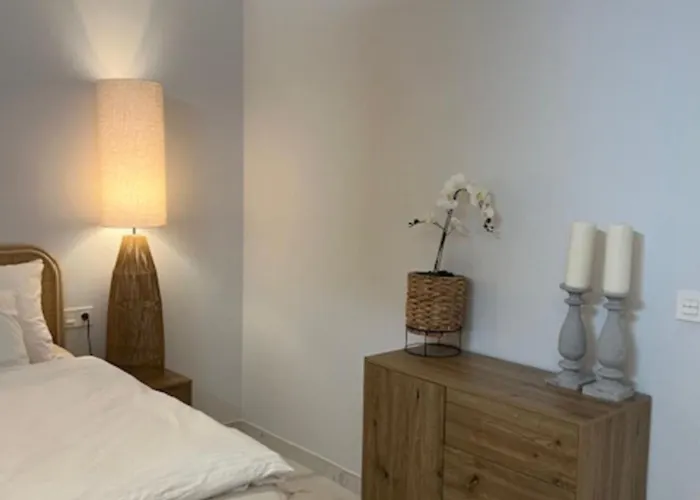 Luxury Villa-private Heated Pool And Jacuzzi-pmt22 Villa *