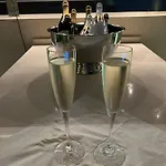 Luxury With Heated Pool, Jacuzzi & Rooftop Lounge Вилла *