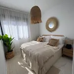 Luxury With Heated Pool, Jacuzzi & Rooftop Lounge *