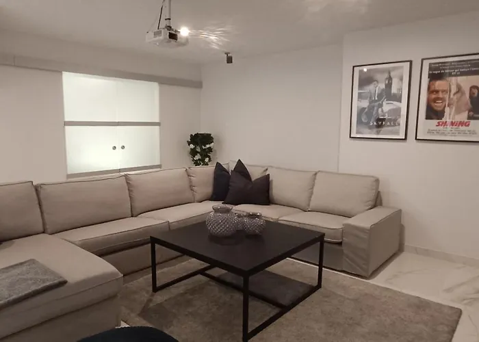 Luxury With Heated Pool, Jacuzzi & Rooftop Lounge Villa *