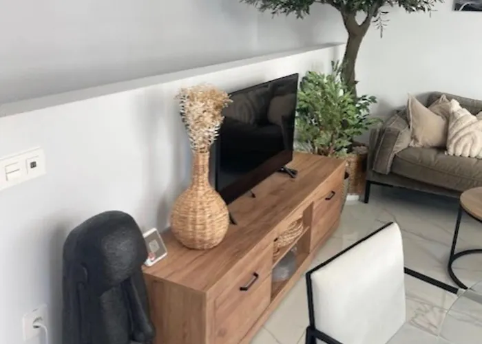 Luxury Villa-private Heated Pool&jacuzzi-pmt22 * Torrevieja